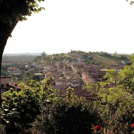 La Culla Tra I Vigneti Grazzano Badoglio